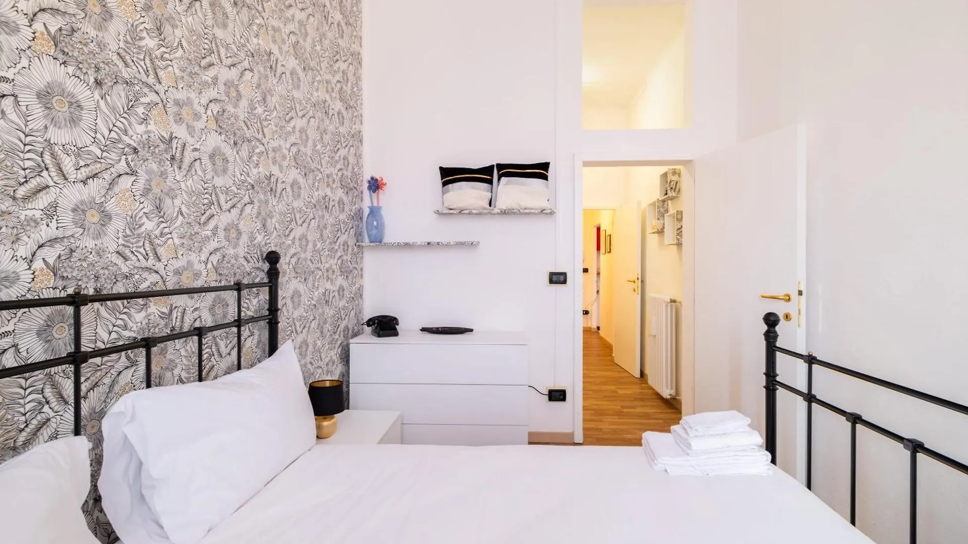 Homeby, Casa Laureti Bologna