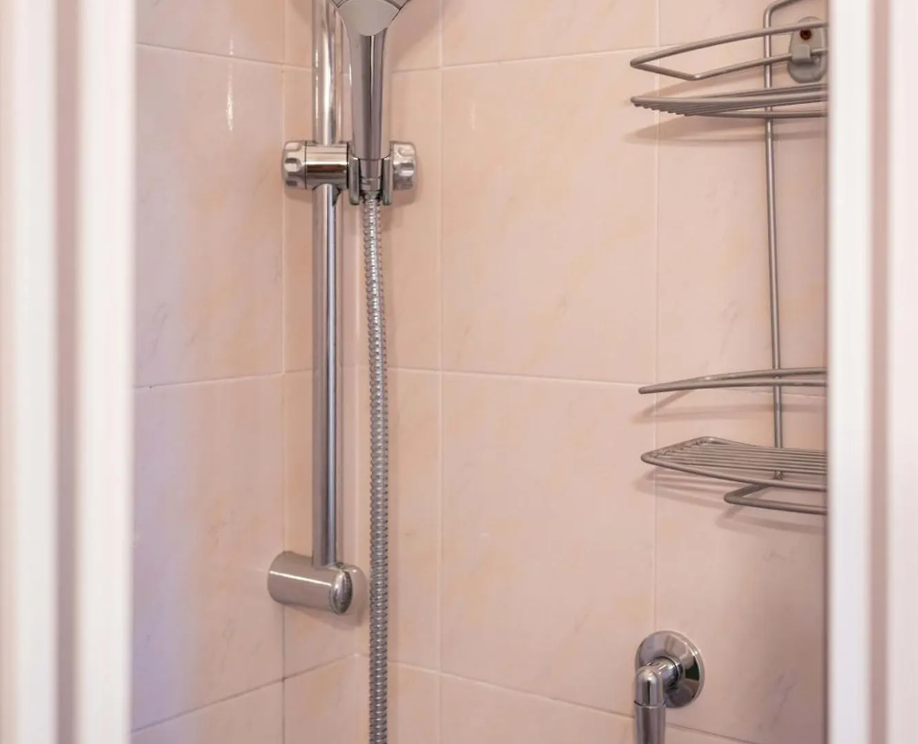Homeby, Casa Laureti Bologna 0*,